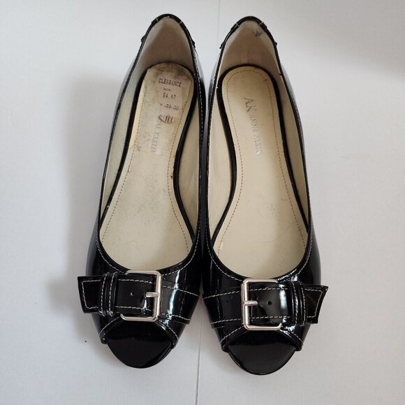 Ladies SZ 6-1/2M Anne Klein Black Patent Leather Pump - Picture 1 of 5